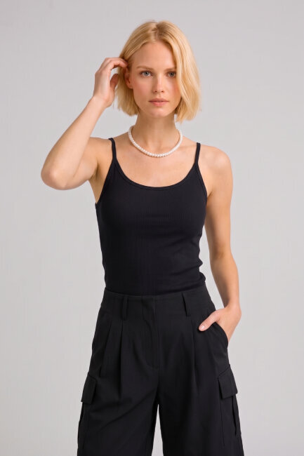 Siyah %100 Pamuk İnce Askılı Atlet