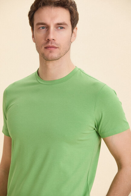 Green Cotton Basic T-shirt
