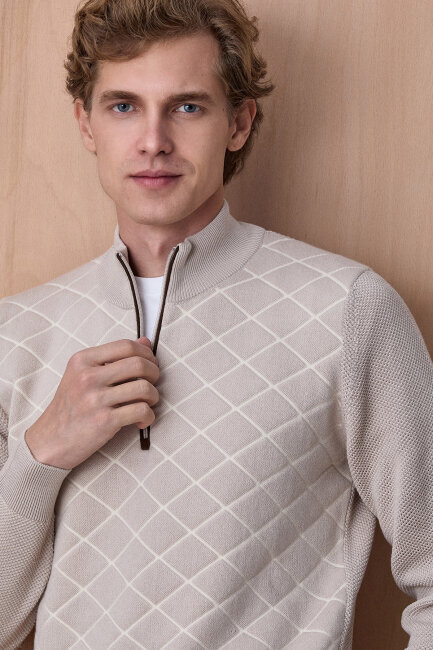 Açık Bej Pamuklu Kısa Fermuarlı Kazak - 2