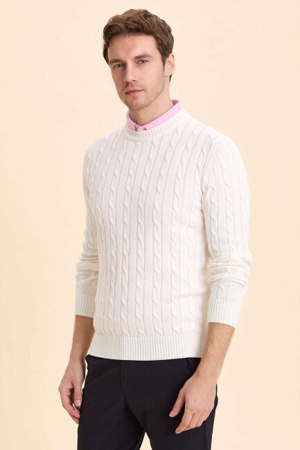 Off-White 100% Cotton Cable Knit Crew Neck Sweater - 5