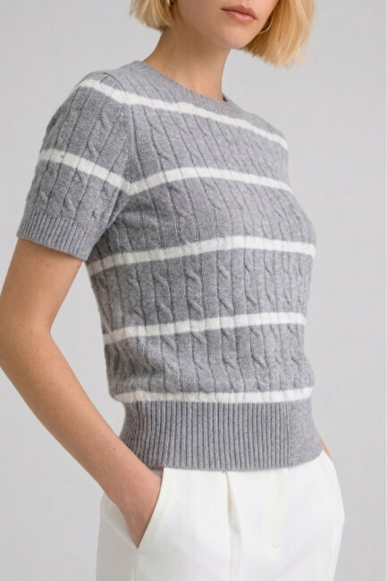 Gri %100 Pamuk Çizgili Triko Kazak (1)