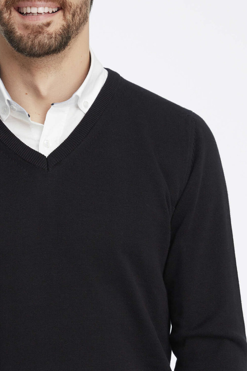 Black 100% Cotton V-Neck Sweater - 3
