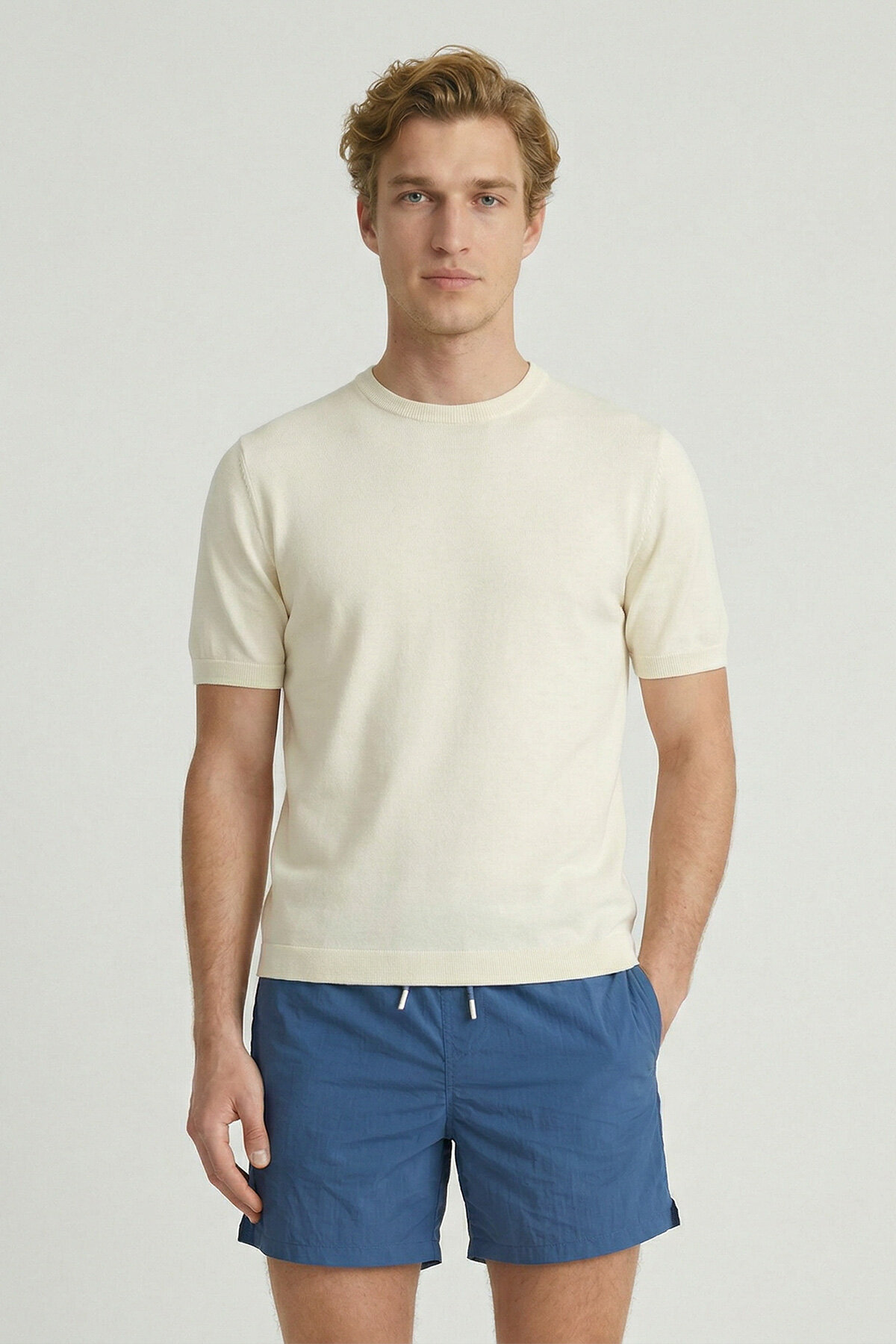 Kırık Beyaz %100 Pamuk Bisiklet Yaka Triko Tişört - 1