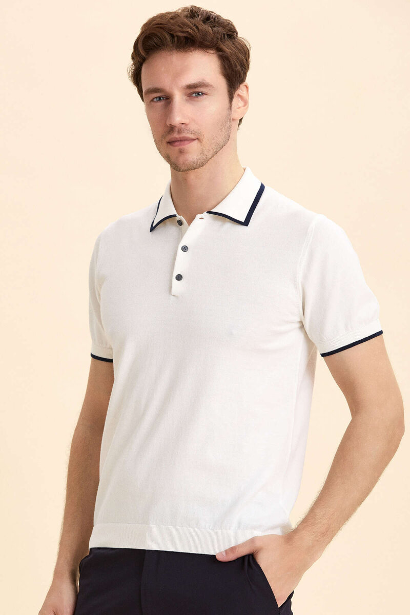 Kırık Beyaz %100 Pamuk Polo Tişört