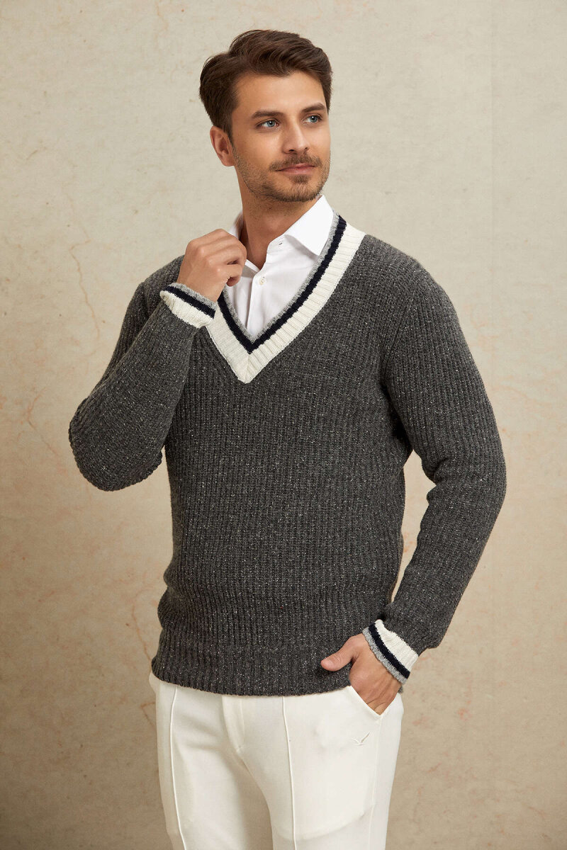 Anthracite 100% Cotton V-Neck Sweater - 4