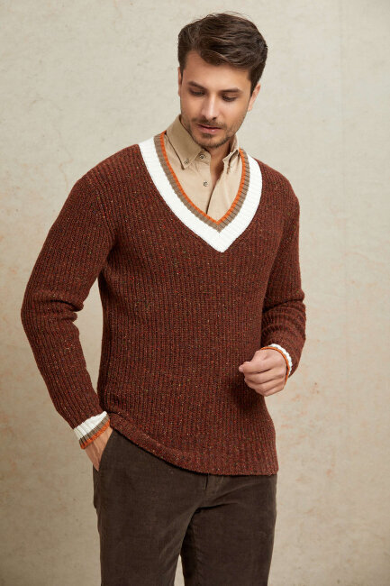 Tile-colored 100% Cotton V-Neck Sweater - 3