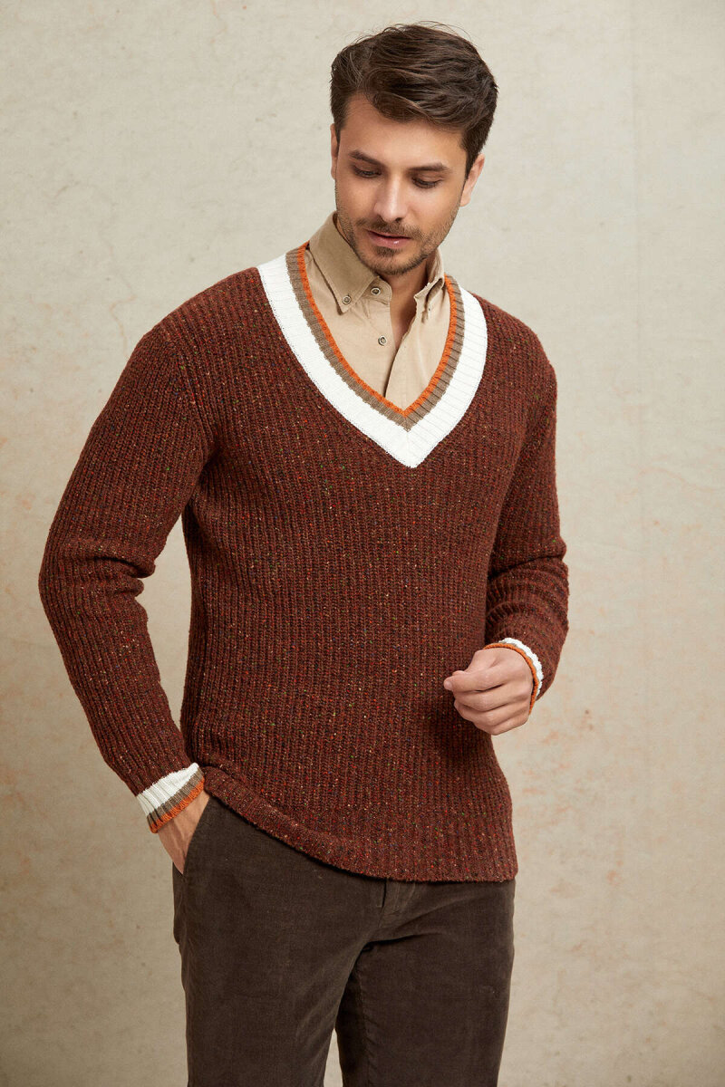 Tile-colored 100% Cotton V-Neck Sweater - 3
