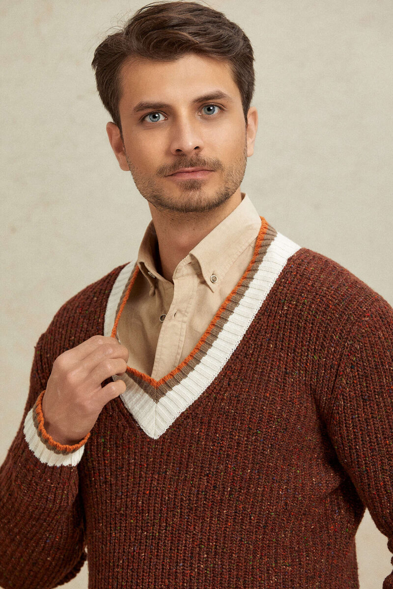 Tile-colored 100% Cotton V-Neck Sweater - 6