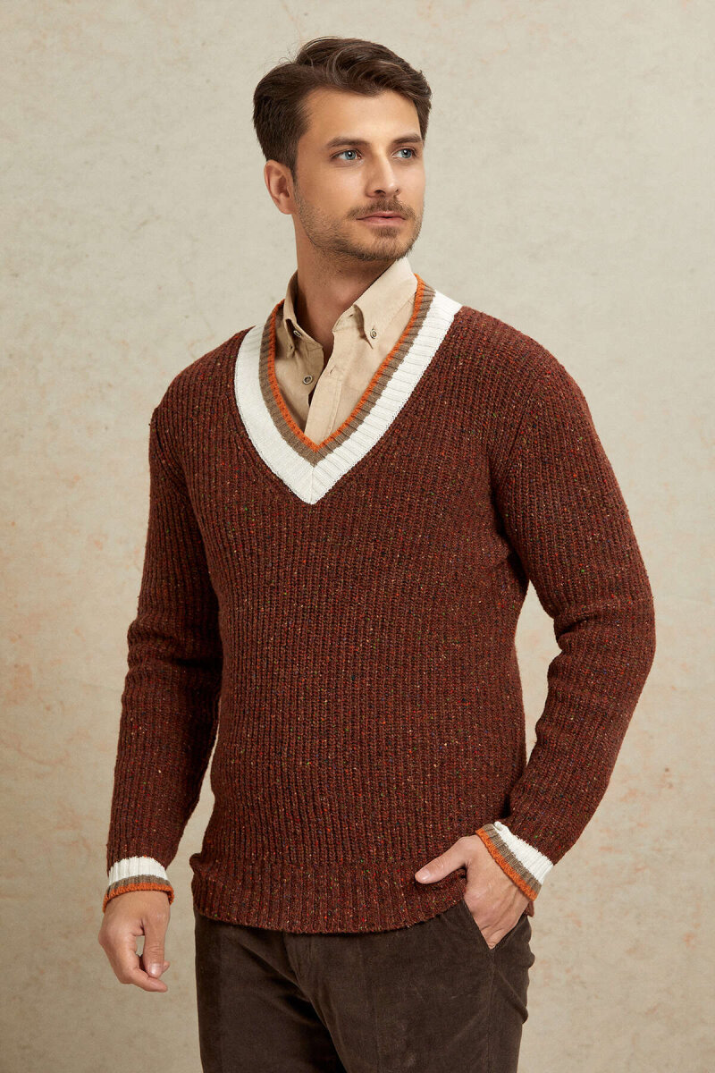 Tile-colored 100% Cotton V-Neck Sweater - 7