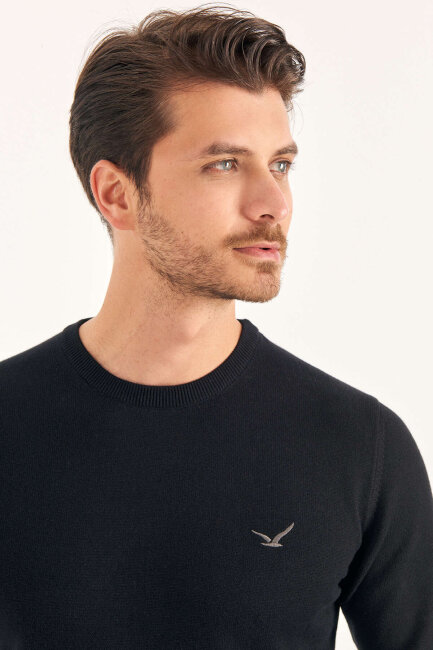 Black 100% Cotton Crew Neck T-shirt - 4