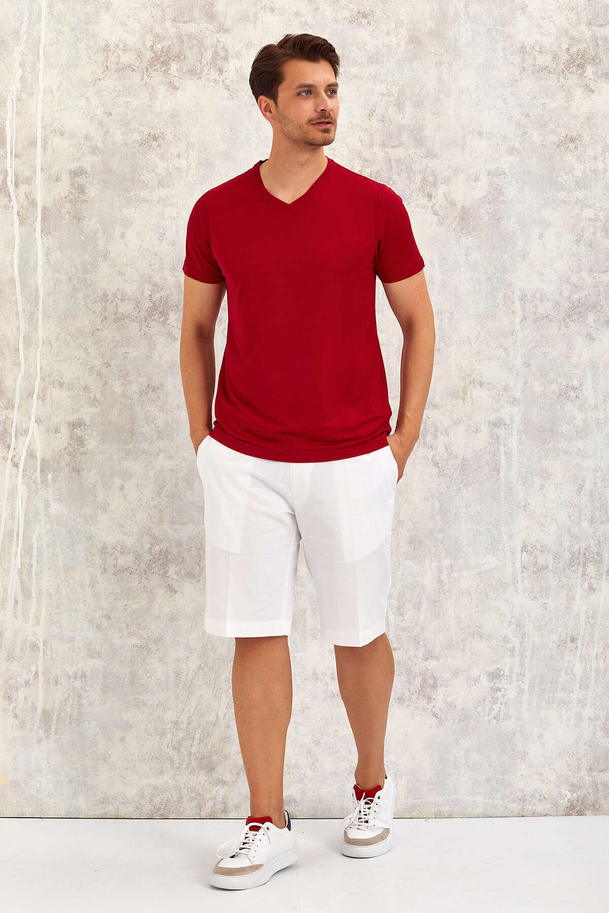 Bordo V Yaka Basic Tişört - 1