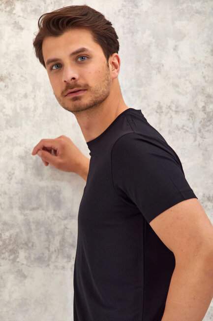 Black Crew Neck Basic T-shirt - 5