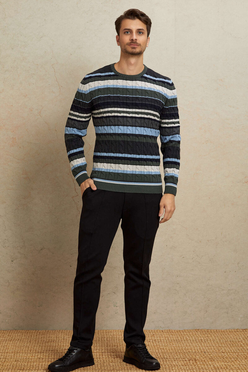 Green 100% Cotton Round Neck Sweater - 3