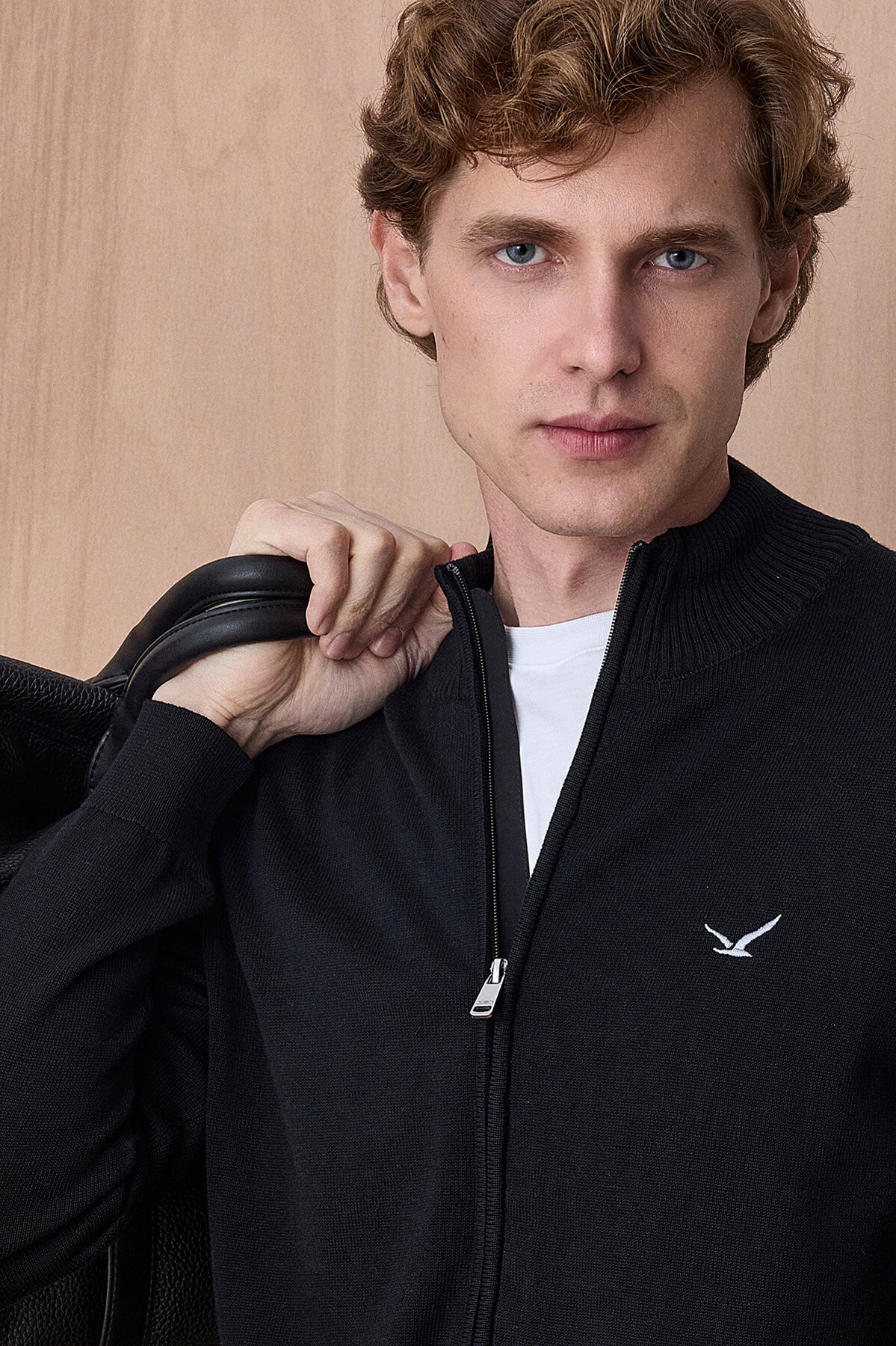 Siyah %100 Pamuk Örgü Hırka - 2