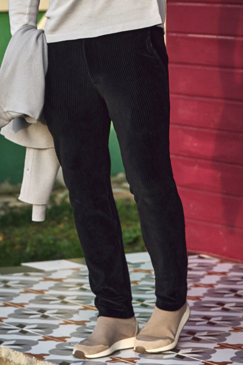 Siyah Pamuklu Kadife Pantolon