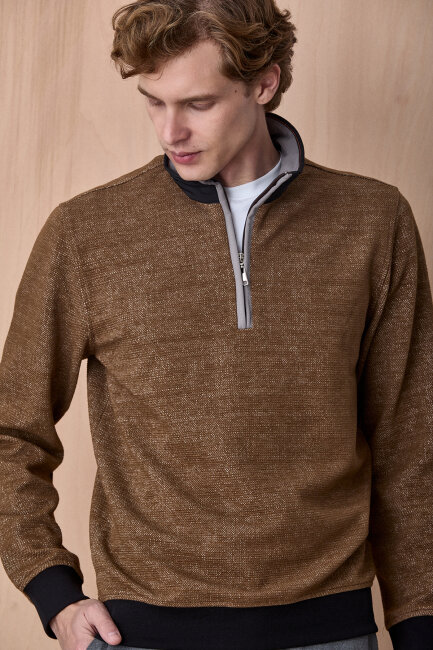 Camel Sweatshirt