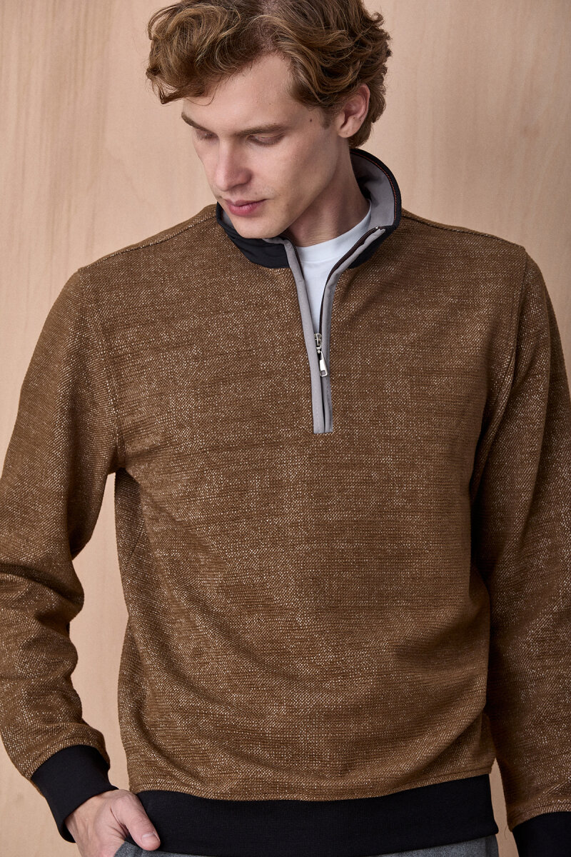 Camel Sweatshirt