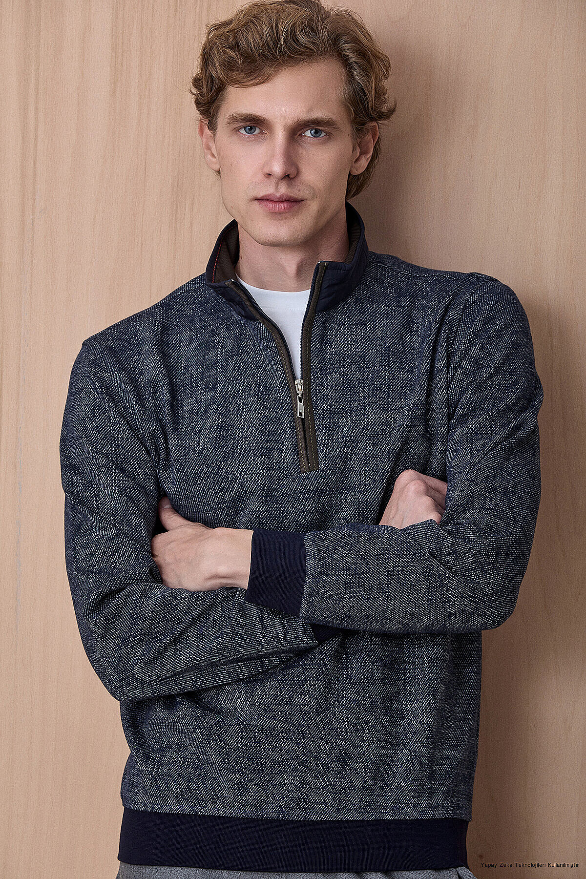 Lacivert Yarım Fermuarlı Esnek Dokulu Sweatshirt - 1