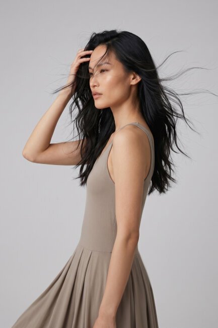 Bej Akışkan Form Midi Elbise - 3