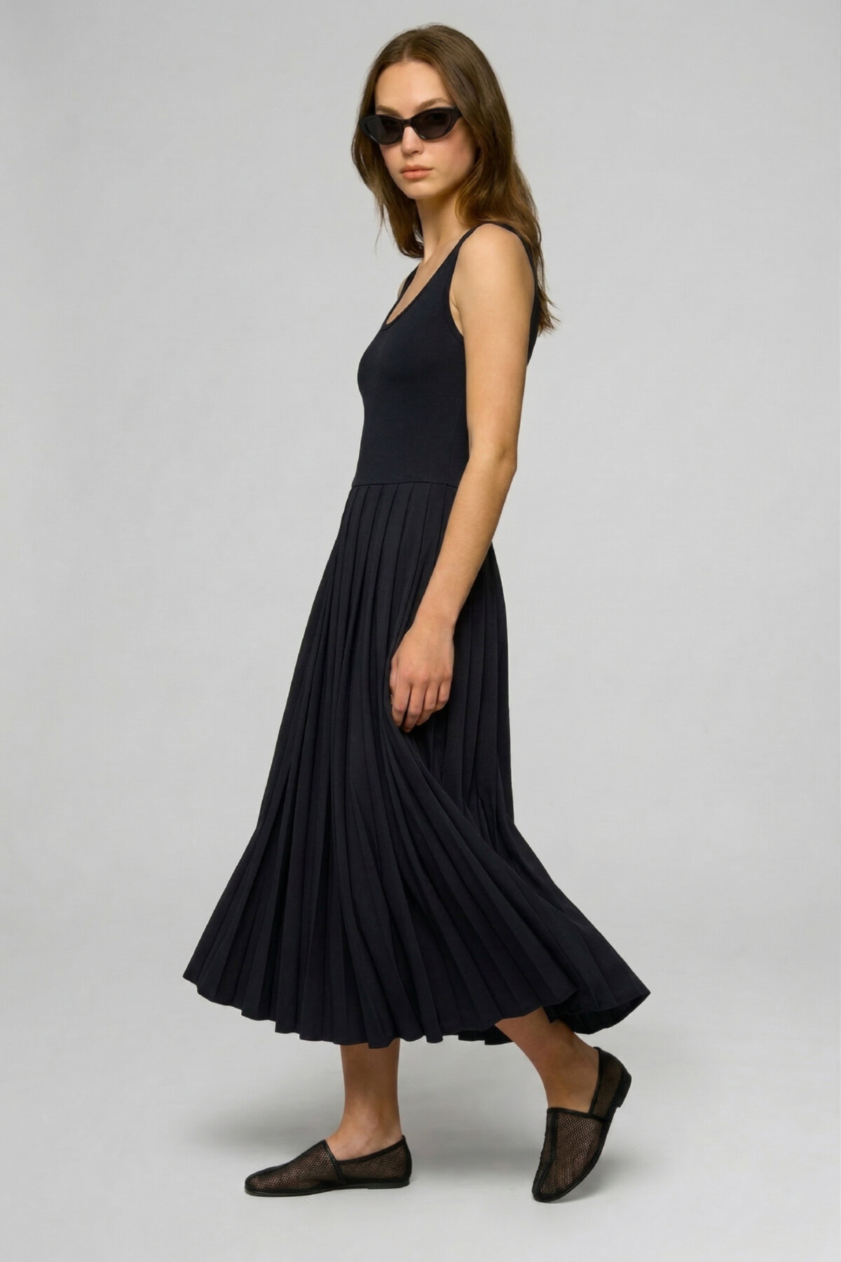 Lacivert Akışkan Form Midi Elbise - 1