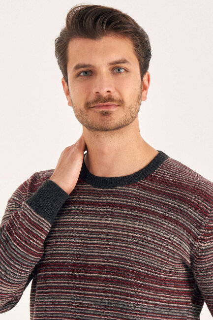 Burgundy Wool Crew Neck Striped Sweater - 3