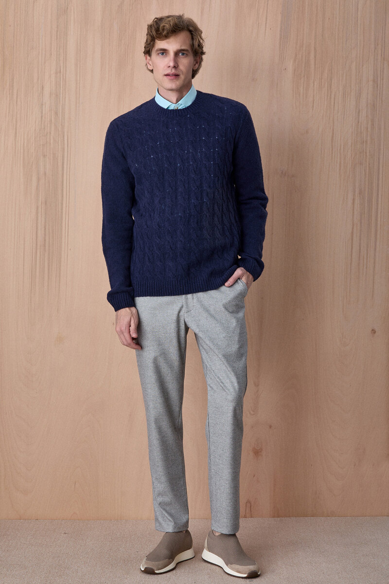 Navy Blue Wool Cable Knit Crew Neck Sweater - 3