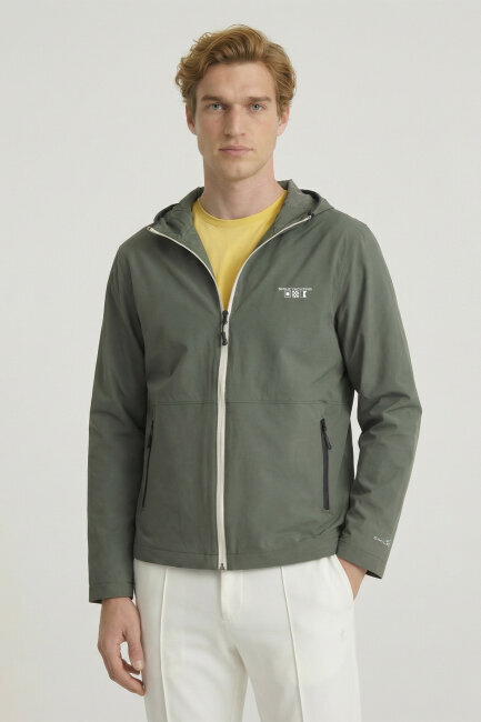 Haki Kapüşonlu Rüzgarlık Mont (1)