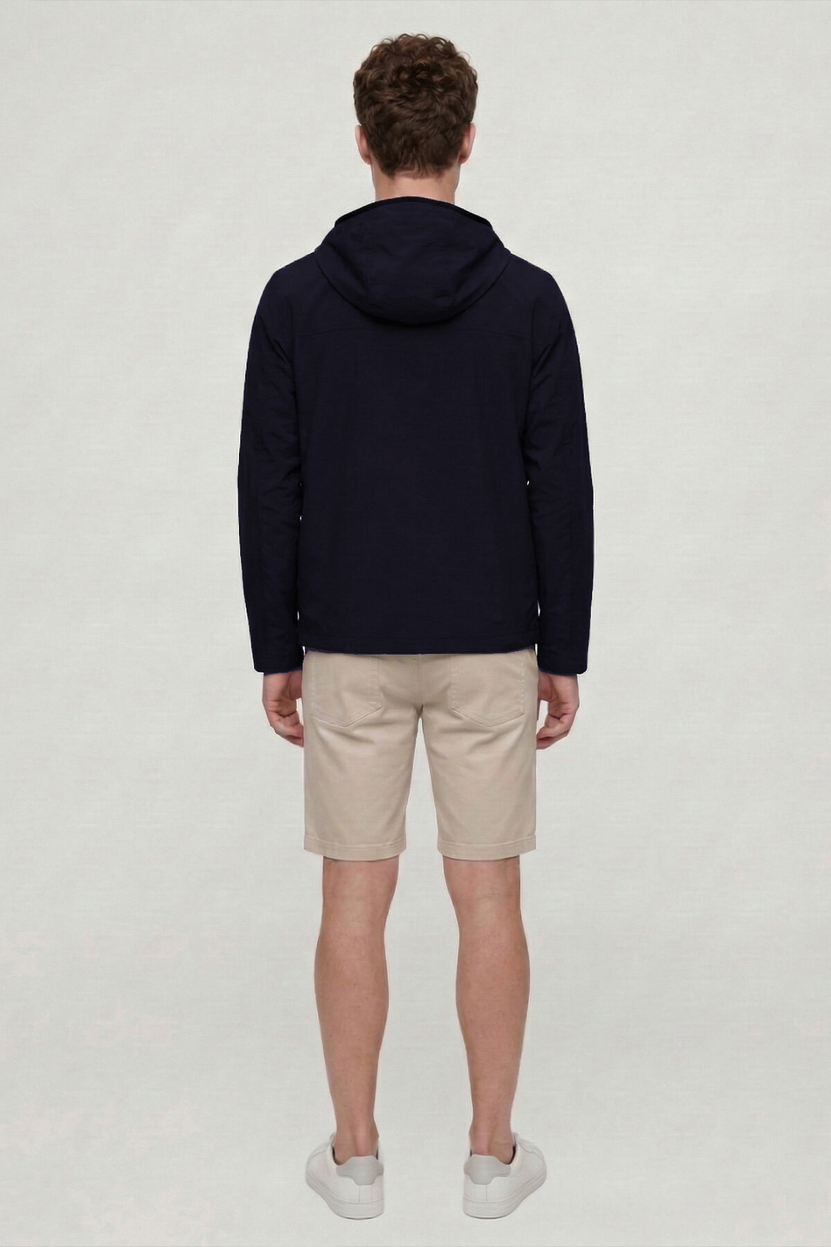 Lacivert Kapüşonlu Rüzgarlık Mont - 5