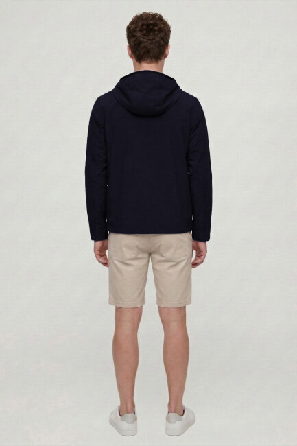 Lacivert Kapüşonlu Rüzgarlık Mont - 5