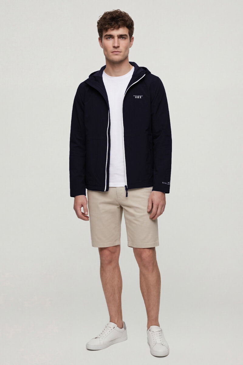 Lacivert Kapüşonlu Rüzgarlık Mont - 4