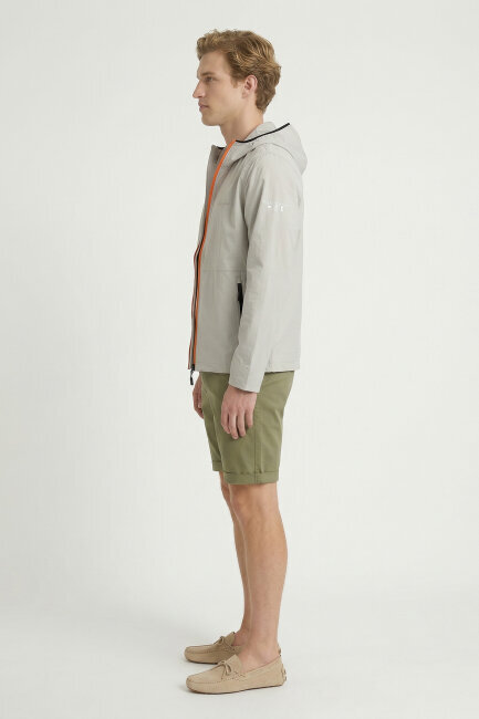 Taş Kapüşonlu Rüzgarlık Mont - 4