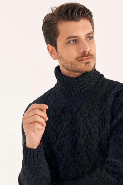 Black Wool Turtleneck Sweater - 3