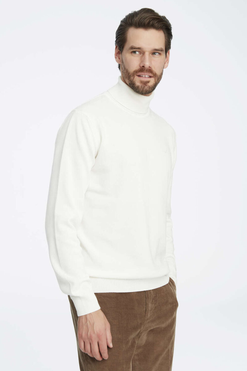 Off-white 100% Cotton Turtleneck Sweater (1)