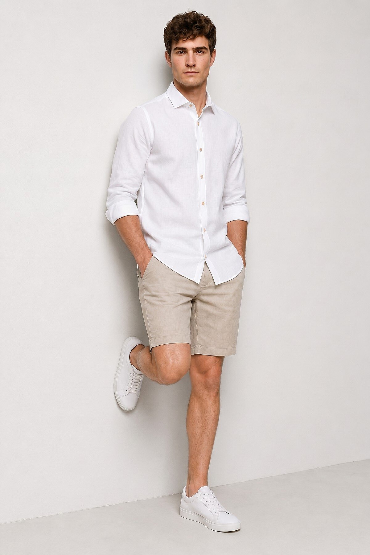 Beyaz Pamuklu Gömlek - 1
